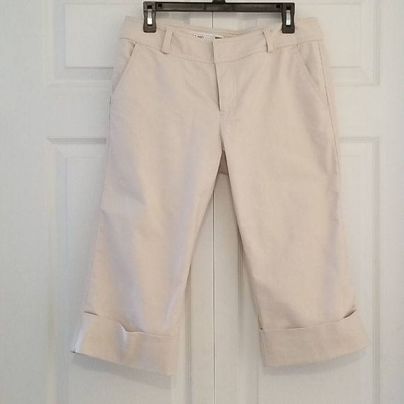 Old Navy Denim - Old Navy Stretch Low Waist Capri pants